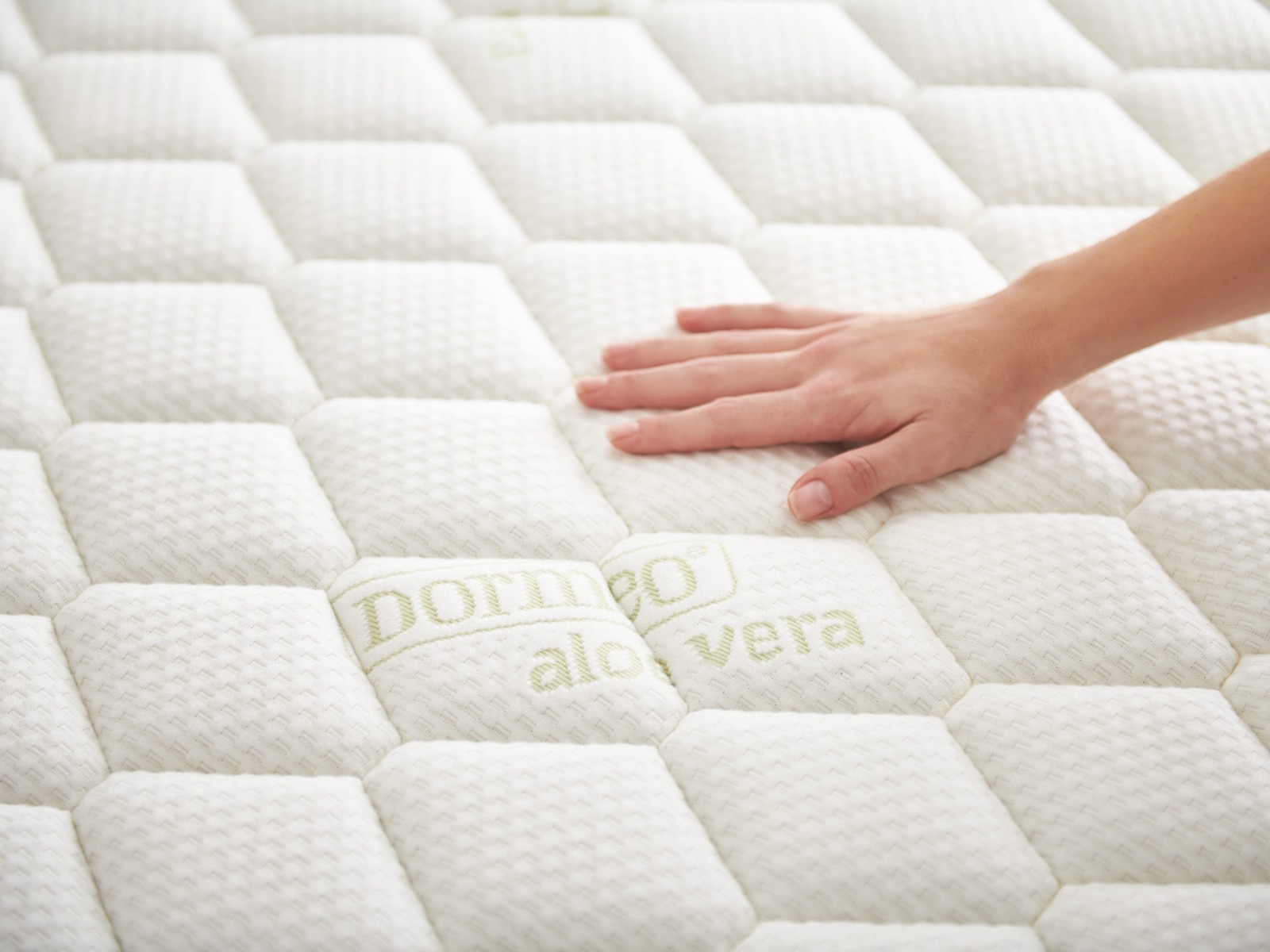 once manly In Saltea dublă Aloe Vera Plus Memory 160-200cm cu set 2x perne si pilotă  dublă inclus | Dormeo